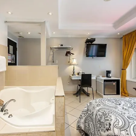 Samesun Montreal Hotel & Hostel Exterior photo
